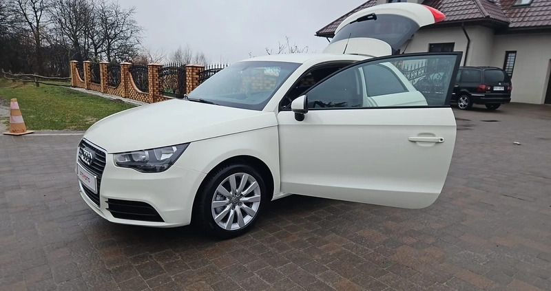 Audi A1 cena 29900 przebieg: 165000, rok produkcji 2012 z Jaraczewo małe 232